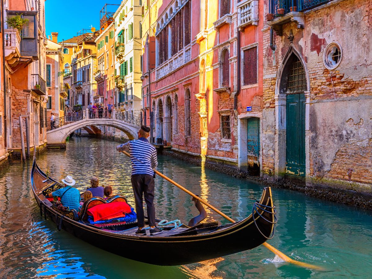gondola ride on venice back canals